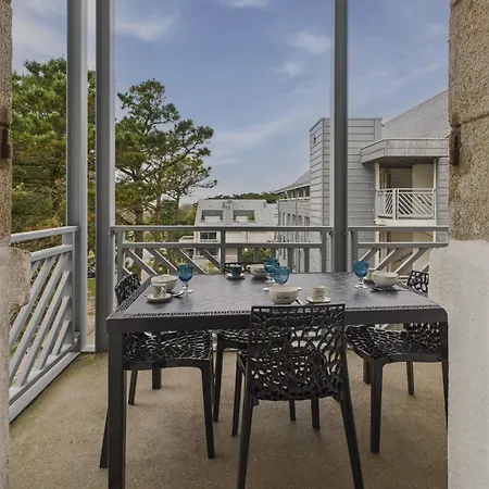 Balcon Vue Acces Direct Et Piscine Le Croisic