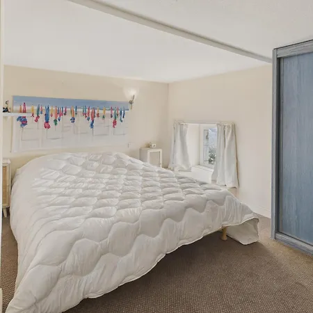 Balcon Vue Acces Direct Et Piscine 르크로아시