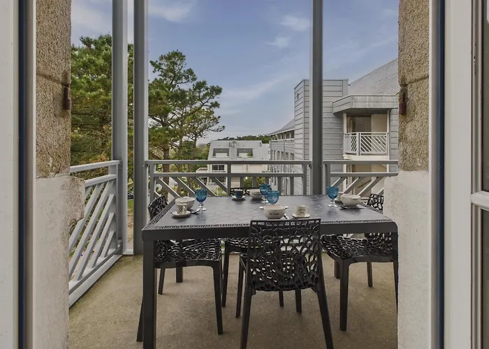 Balcon Vue Acces Direct Et Piscine Le Croisic